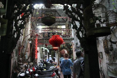 Discover the Top 11 Most Famous Old Quarter Cafes in Hanoi | Hanoi Larosa Hotel